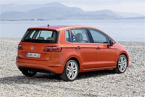 Volkswagen-Golf_Sportsvan_2014_img-02_600px