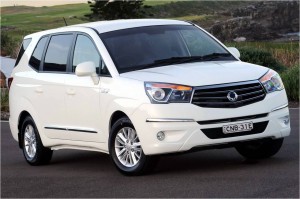 SsangYong-Stavic_2014_img-01