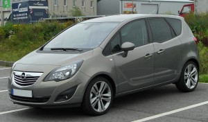 Opel_Meriva_B_1.4_ECOTEC_Innovation_front-2_20100907