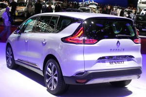 Renault-Espace-2015-2016-back