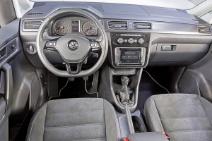 Volkswagen-Caddy-2015-2016-salon-1